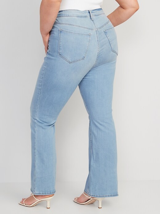 Image number 8 showing, FitsYou 3-Sizes-In-One Extra High-Waisted Flare Jeans for Women